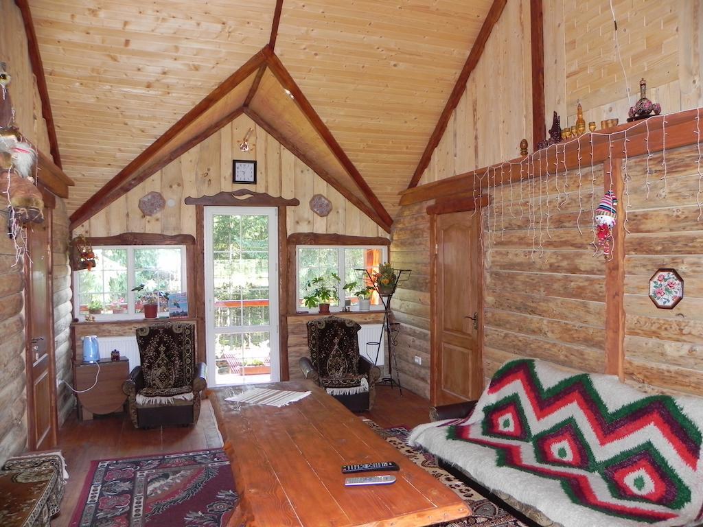 Cottage 12 Months Ворохта Екстериор снимка